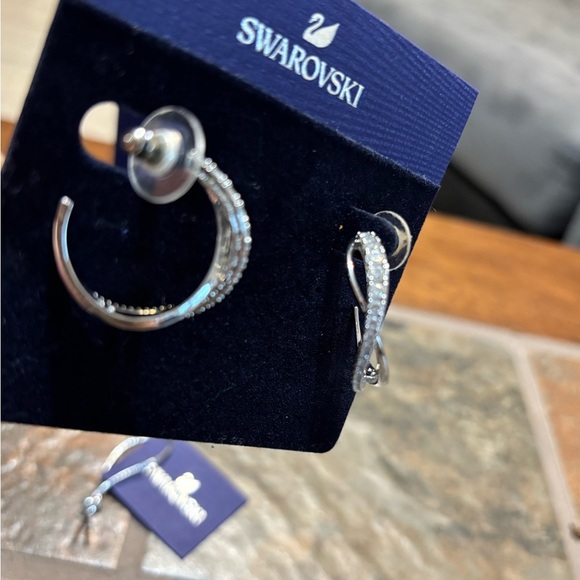 Swarovski Crystal Twist Hoop Earrings EUC - Picture 3 of 5